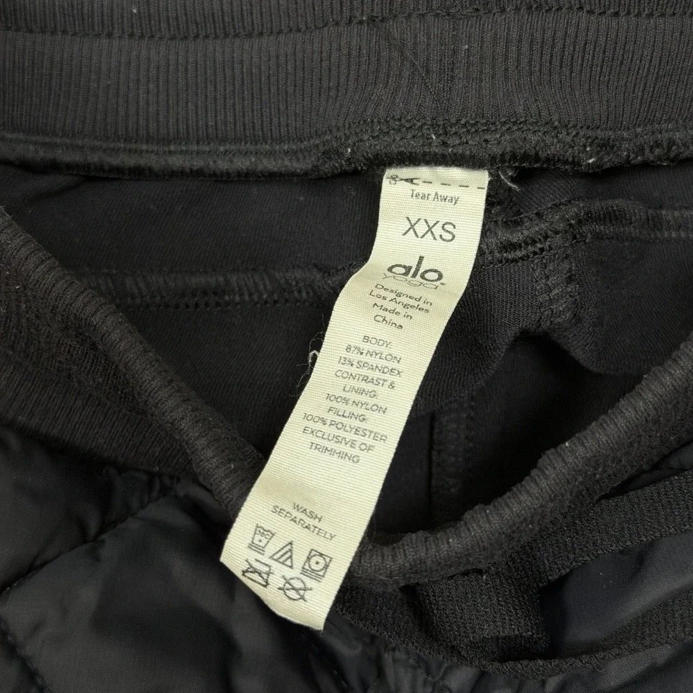 ALO Yoga Airbrush Winter Warm‎ High-Waist Moto Puffer Pant Jogger Black XXS